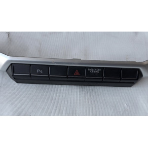 moldura tablero con botones Vw Amarok