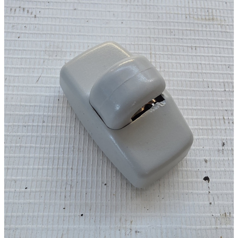 gancho parasol vw amarok