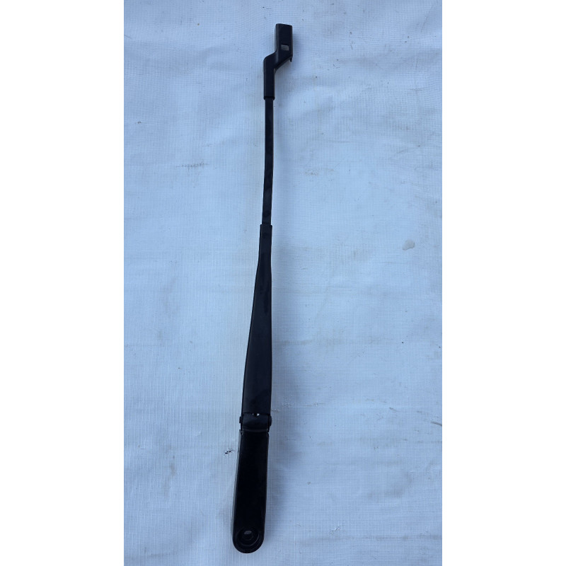 brazo limpia parabrisa lh vw amarok