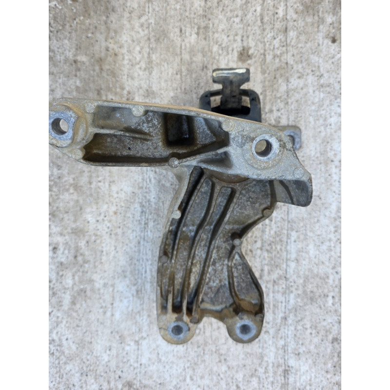 soporte motor rh vw amarok 3.0 v6