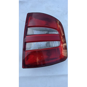 foco trasero rh Škoda fabia 2010