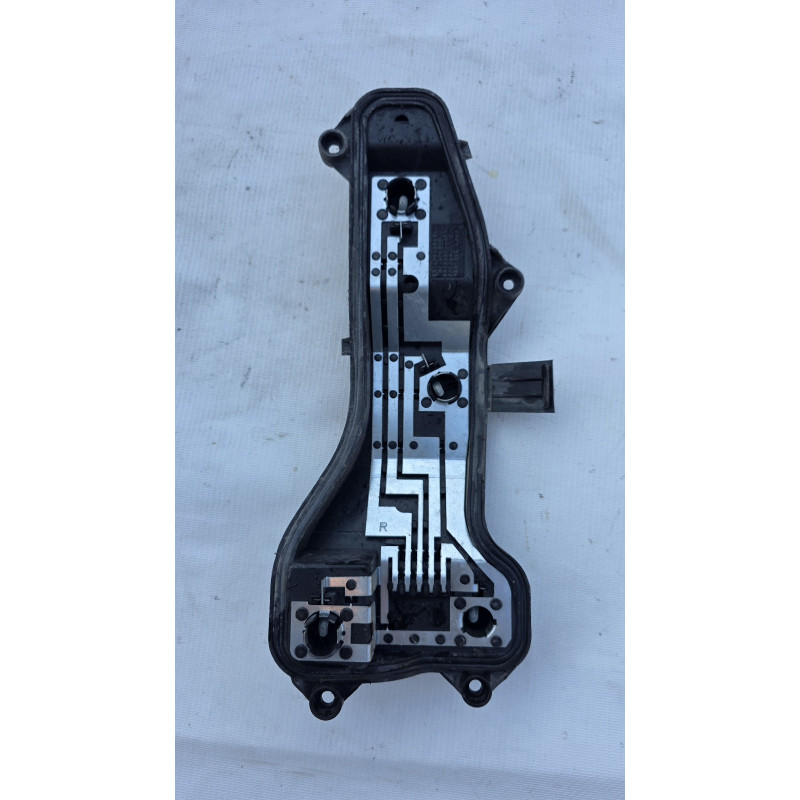 regleta luces trasera rh vw amarok