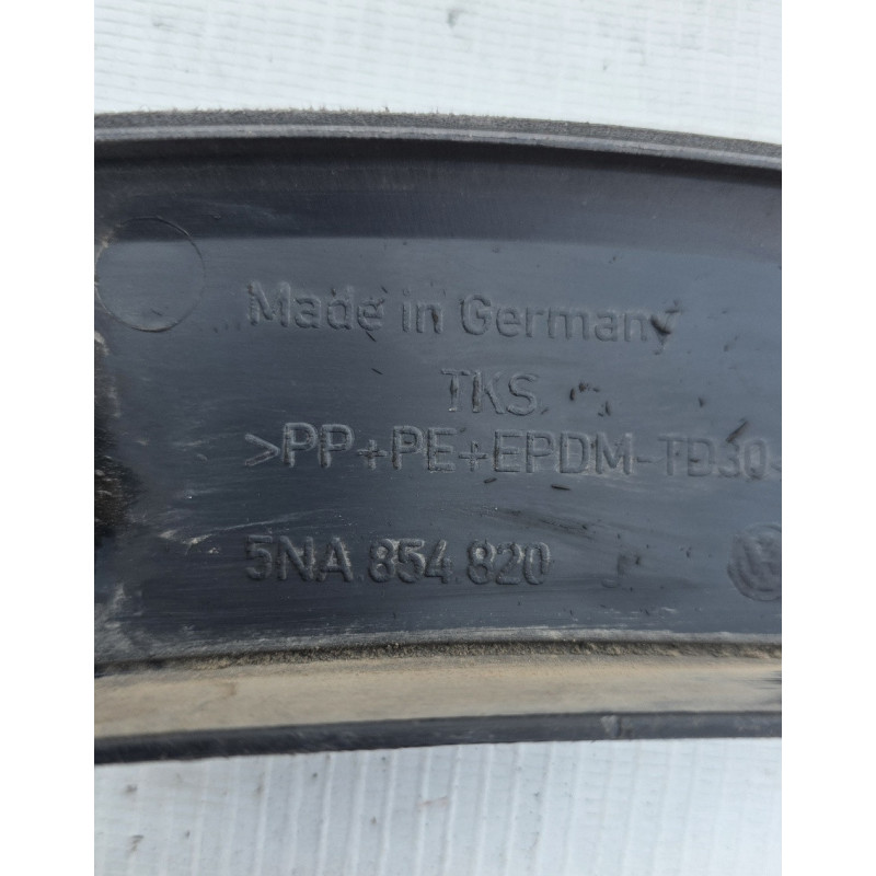 moldura tapabarro trasero rh vw tiguan