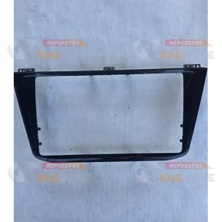 bisel radio Vw Tiguan 5NA858071E