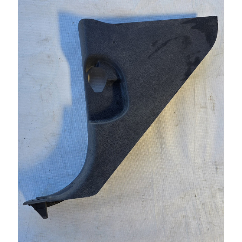 Moldura Inferior Manilla Apertura Capot Vw Amarok