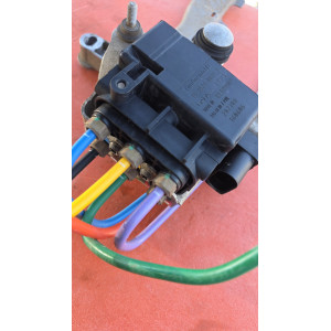 Cuerpo valvular suspensión neumática Vw Touareg 15152400272