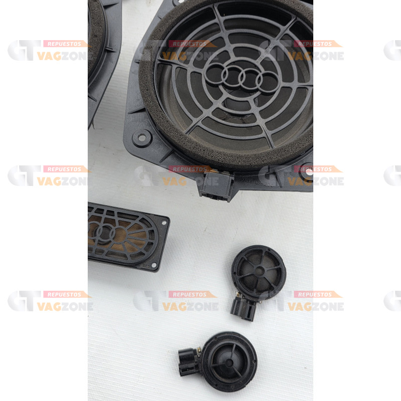 Jgo. parlantes OEM Audi TT