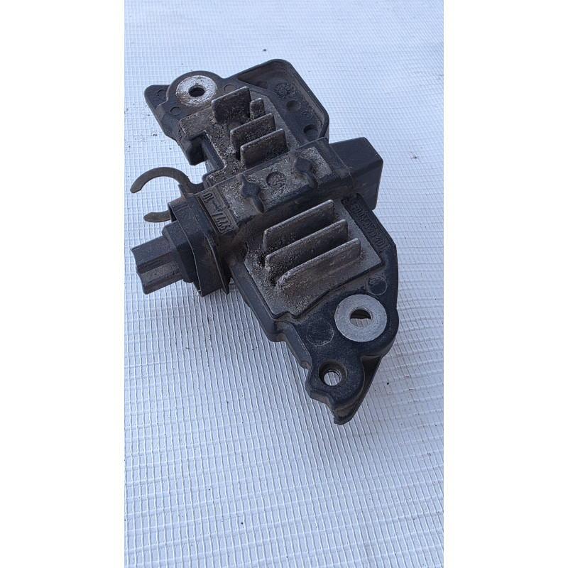 Regulador Voltaje Alternador Vw Amarok