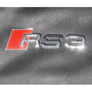 Logo tras. Audi RS3