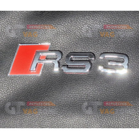 Logo tras. Audi RS3