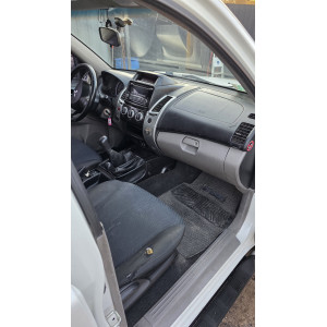 Mitsubishi Montero G2 2014 2.5 Turbo Diesel