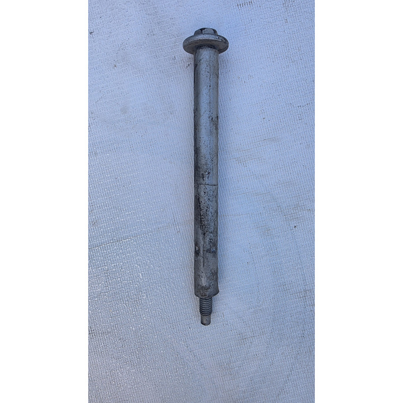 Perno parachoque delantero vw amarok