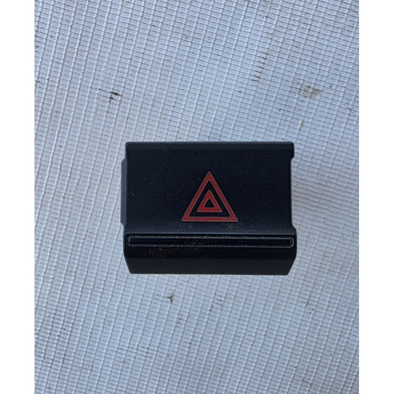 interruptor luces emergencia Vw amarok