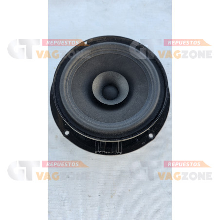 parlante puerta trasera vw amarok