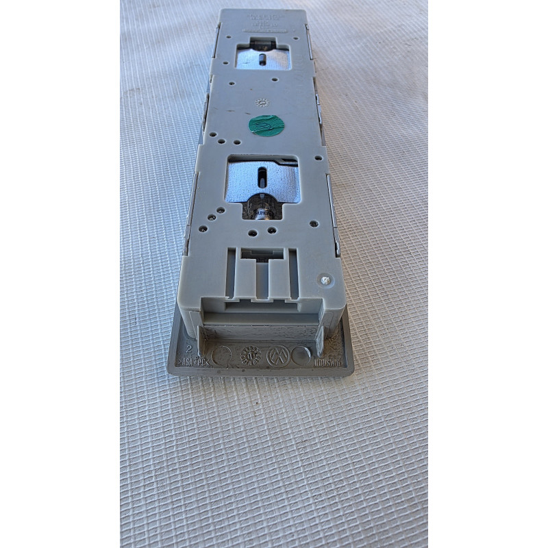 Luz Cortesía Central Vw Amarok