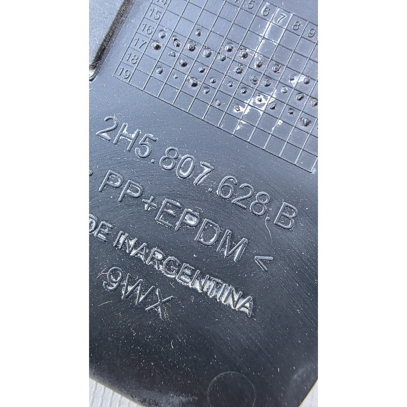 moldura trasera lateral rh parachoque vw amarok