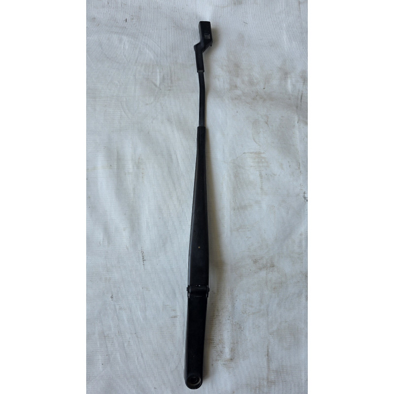 brazo limpia parabrisa lh vw tiguan 2018