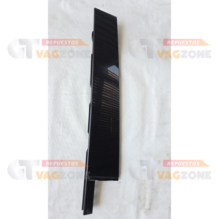 moldura pilar puerta tras. rh vw tiguan 2018
