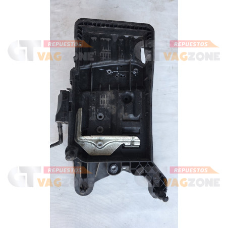 base batería vw tiguan 2018